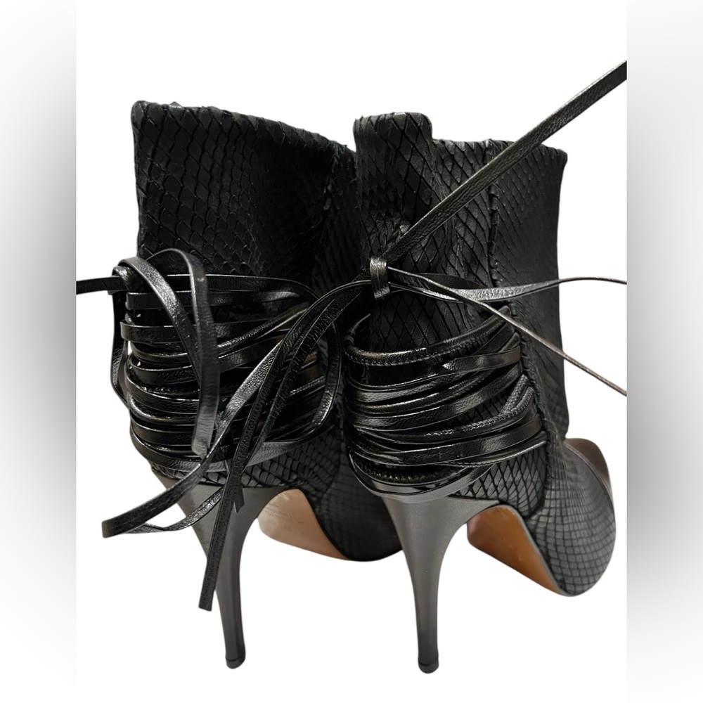 Iro booties - Picture 9 of 14